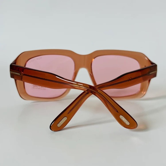 💯- Authentic- New - TOM FORD Bailey Sunglasses TF885 45Y - Picture 11 of 17